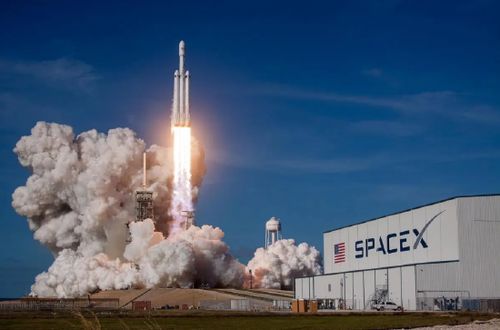 SpaceX据悉将以每股97美元出售内部股票 估值升至接近1800亿美元