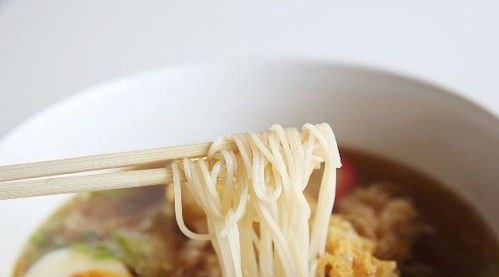 面条比米饭热量更高