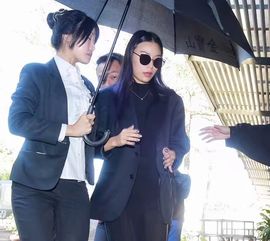 陈晓因未参加岳父葬礼被指责冷血