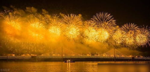 不愧是央视跨年 大气
