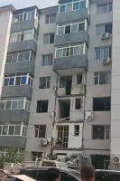 住宅楼多层阳台坠落