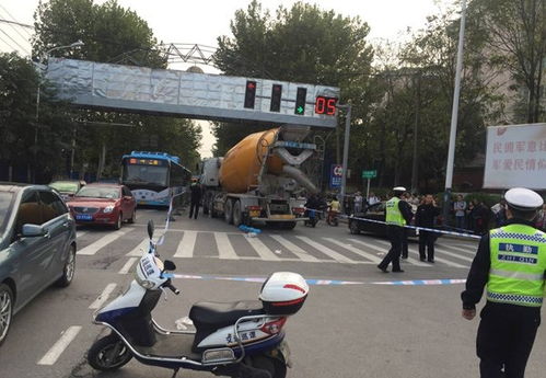 六旬男子骑车被撞飞