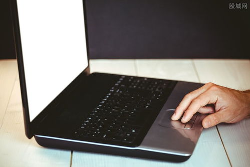 怎么做华为笔记本电脑(想要拥有高效、稳定的生产力工具？华为笔记本电脑，你的理想选择！