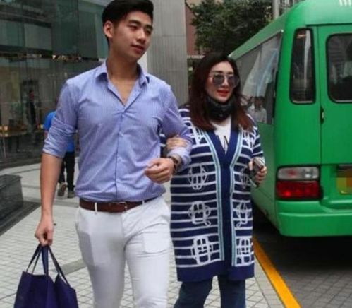 老爸宠女儿开店怎么起名