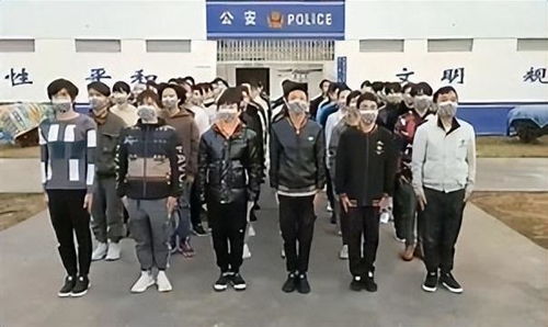 公安局副局长赤膊上阵扑倒诈骗分子(公安局副局长白衬衫)