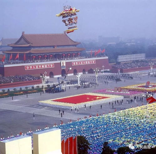 九三阅兵天安门广场布置正式亮相(1分钟回顾九三阅兵震撼画面)