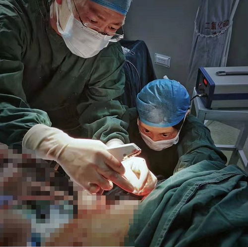 女子称被割掉正常器官 医院辟谣(女子遭人割喉失去生命)