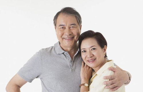 退休教师称与发妻八字不合起诉离婚(退休教师夫妻)